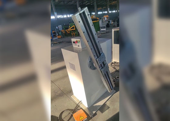 Semi-Automatische Motor Spoelwikkelmachine met 5,5 kW Roterend Vermogen en Grote 1500 mm Wikkeldiameter