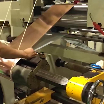 Automatische filmfoliemachine voor koperfolie wikkelmachine