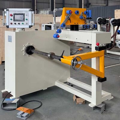 Automatische spoelwijlmachine CNC draadwijlmachine met 600 mm maximale wijlbreedte 0,75kw servomotor en 0 ~ 200rpm wijl snelheid