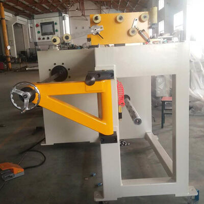 800 mm Maximale dwarsbreedte transformator spoel Winding Machine met PLC-besturingssysteem en 0,75 kW servomotor