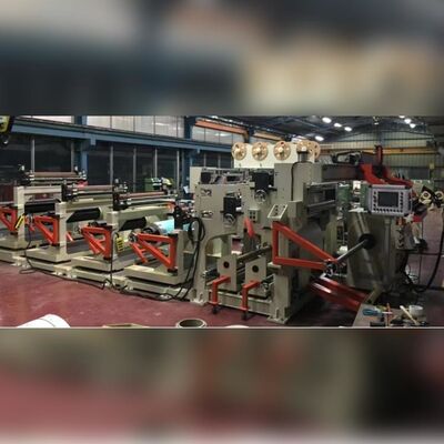 Zeer effectieve 4-laags synchrone wikkelmachine voor koperfolie met 30KW motor met hoog vermogen en precisie TIG-lassen